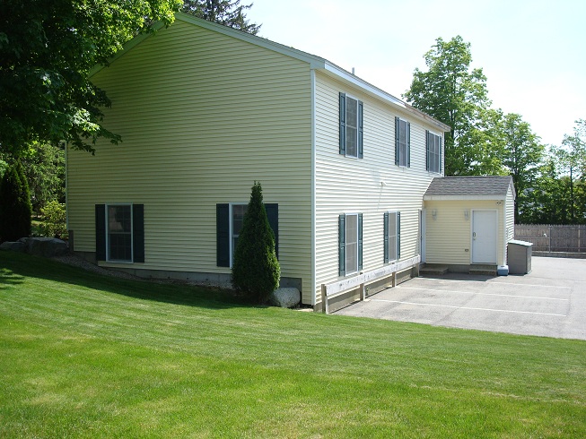 9 Schoolhouse Lane exterior
